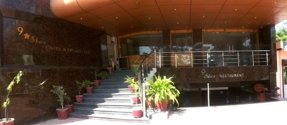 Star Hotel آغْرا المظهر الخارجي الصورة
