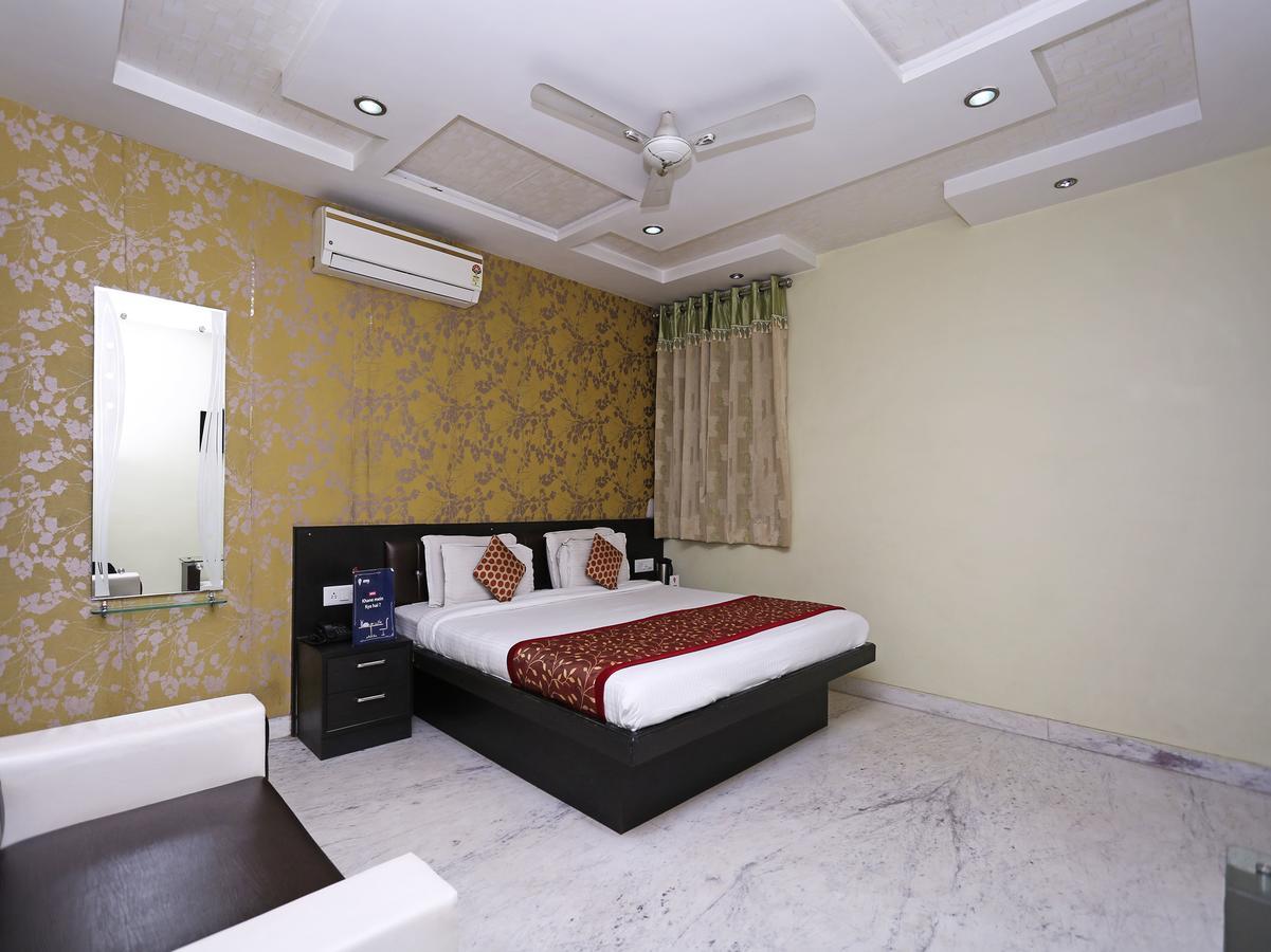 Star Hotel آغْرا المظهر الخارجي الصورة