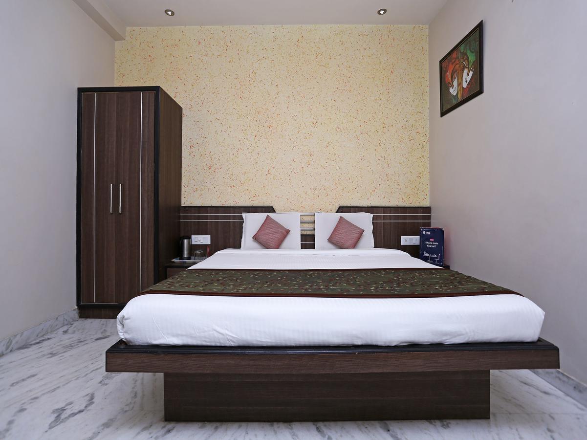Star Hotel آغْرا المظهر الخارجي الصورة