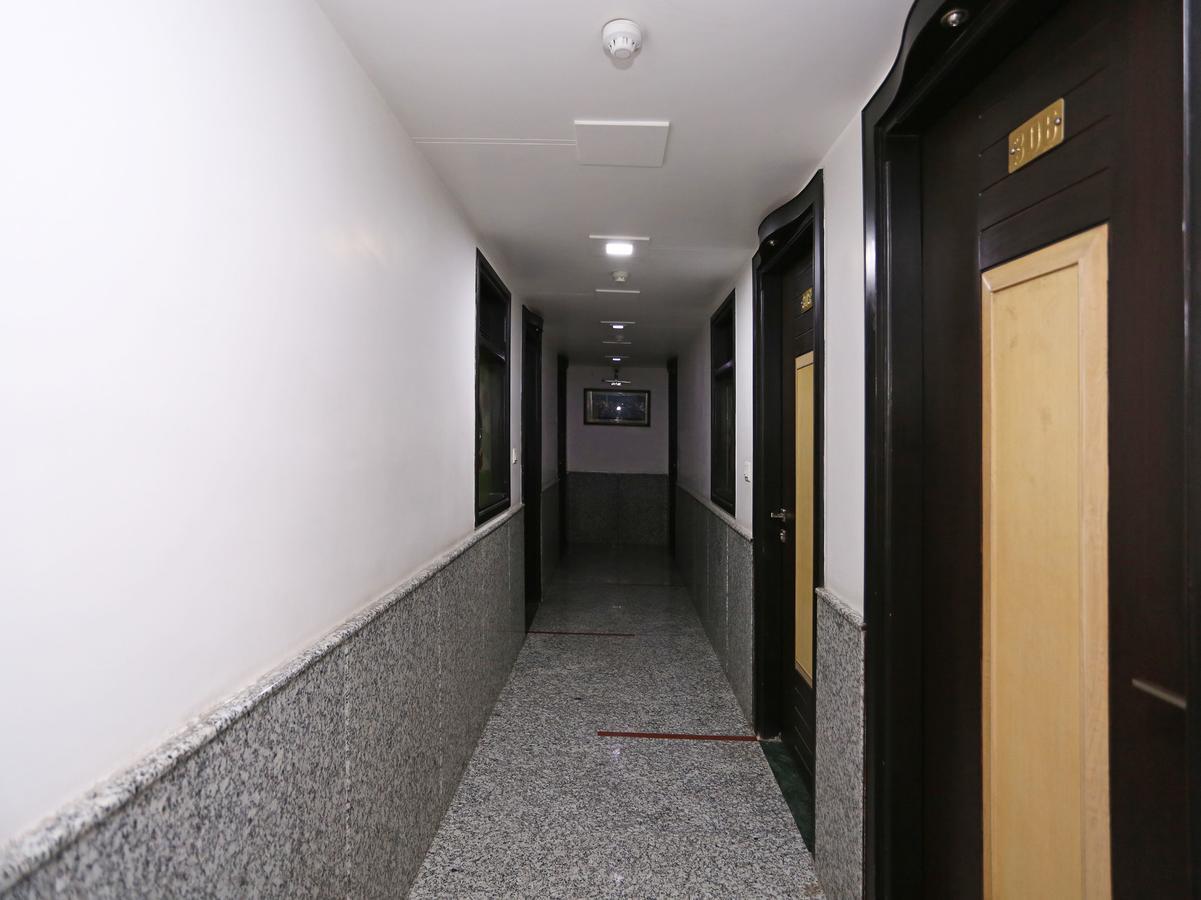 Star Hotel آغْرا المظهر الخارجي الصورة