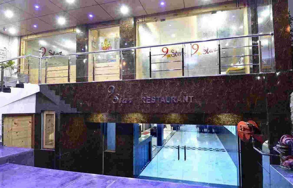 Star Hotel آغْرا المظهر الخارجي الصورة